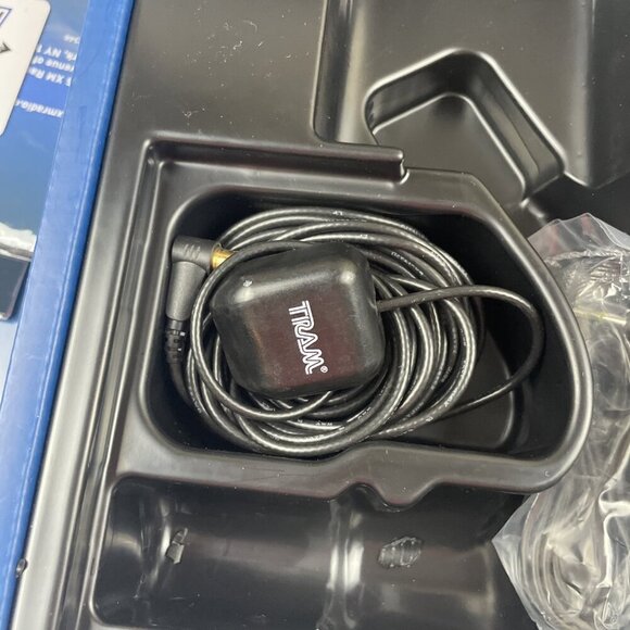 Sirius XM Snap XSN1V1 Satellite Radio In-Vehicle Radio Kit - Picture 10 of 11